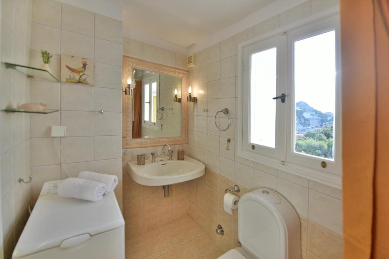 Feel At Home - Family House In Hydra Exteriér fotografie