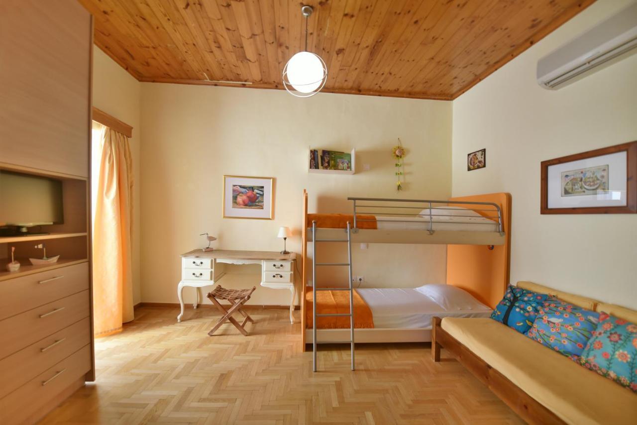 Feel At Home - Family House In Hydra Exteriér fotografie