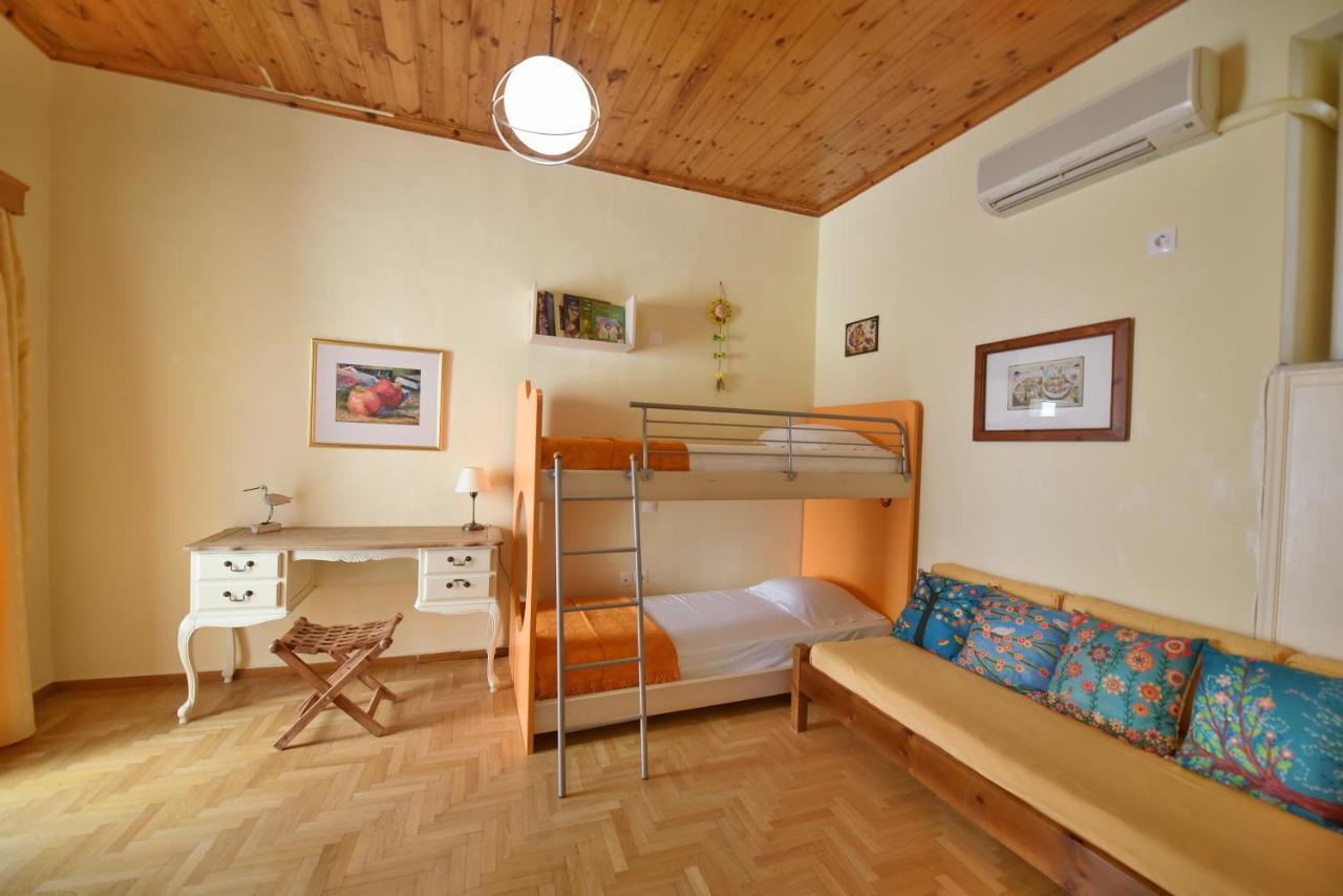 Feel At Home - Family House In Hydra Exteriér fotografie